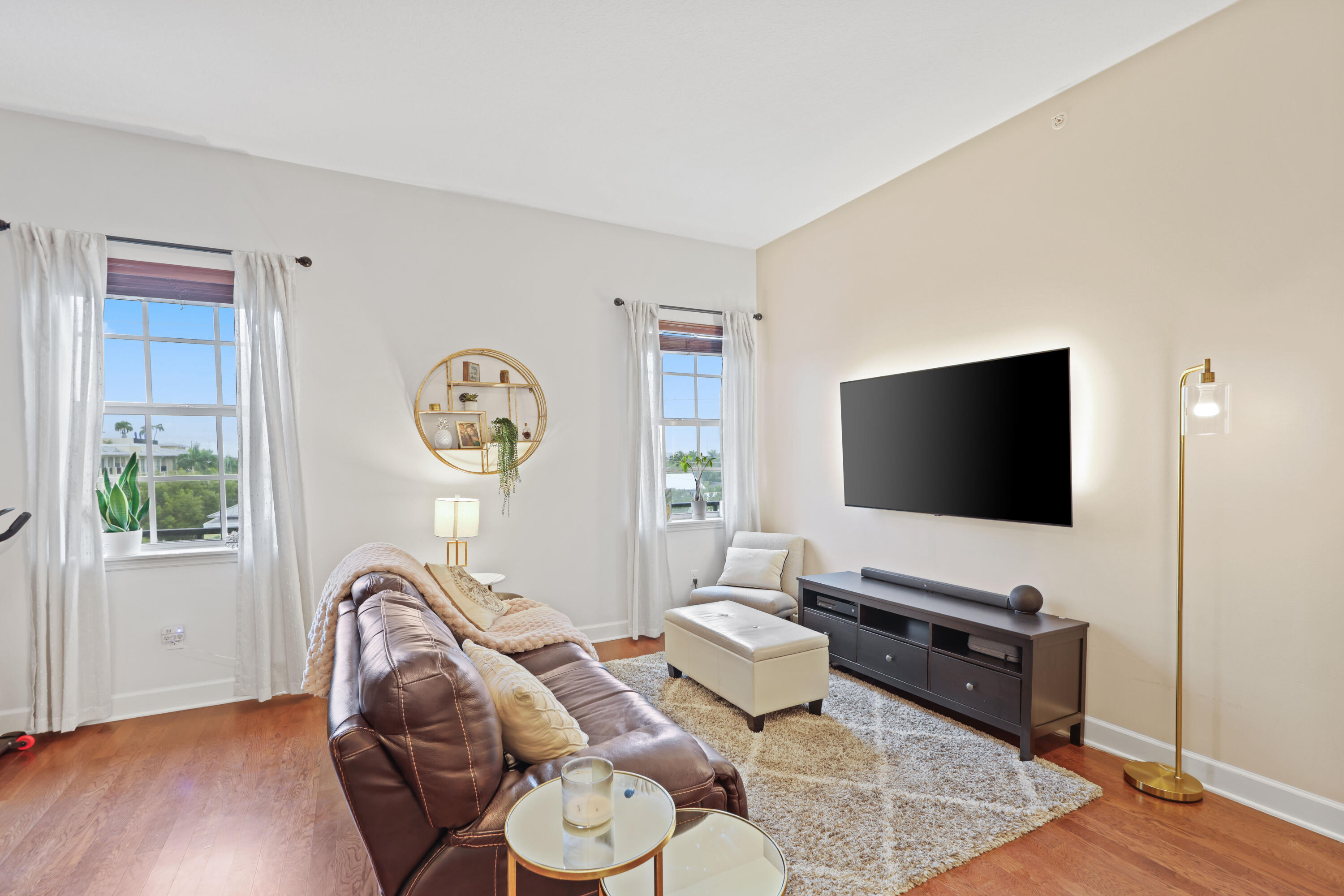 200 NE 2nd Avenue 403