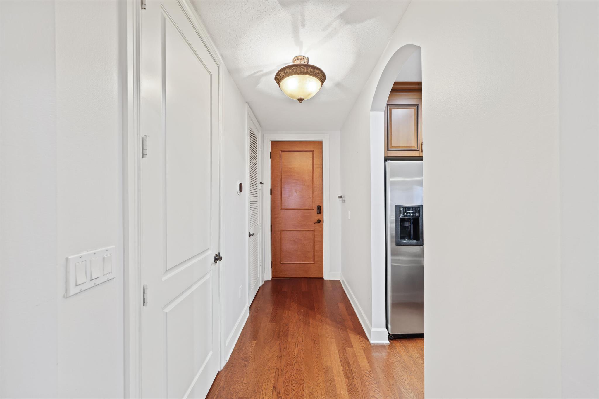 200 NE 2nd Avenue 403