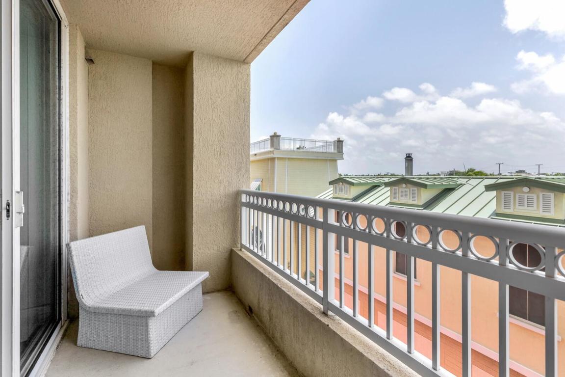 350 N Federal Hwy 403 Highway 403