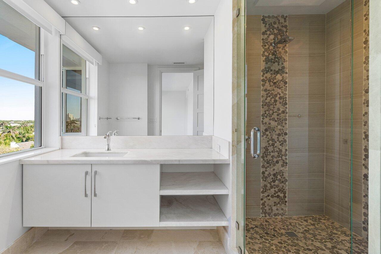 200 N Ocean Boulevard 5n