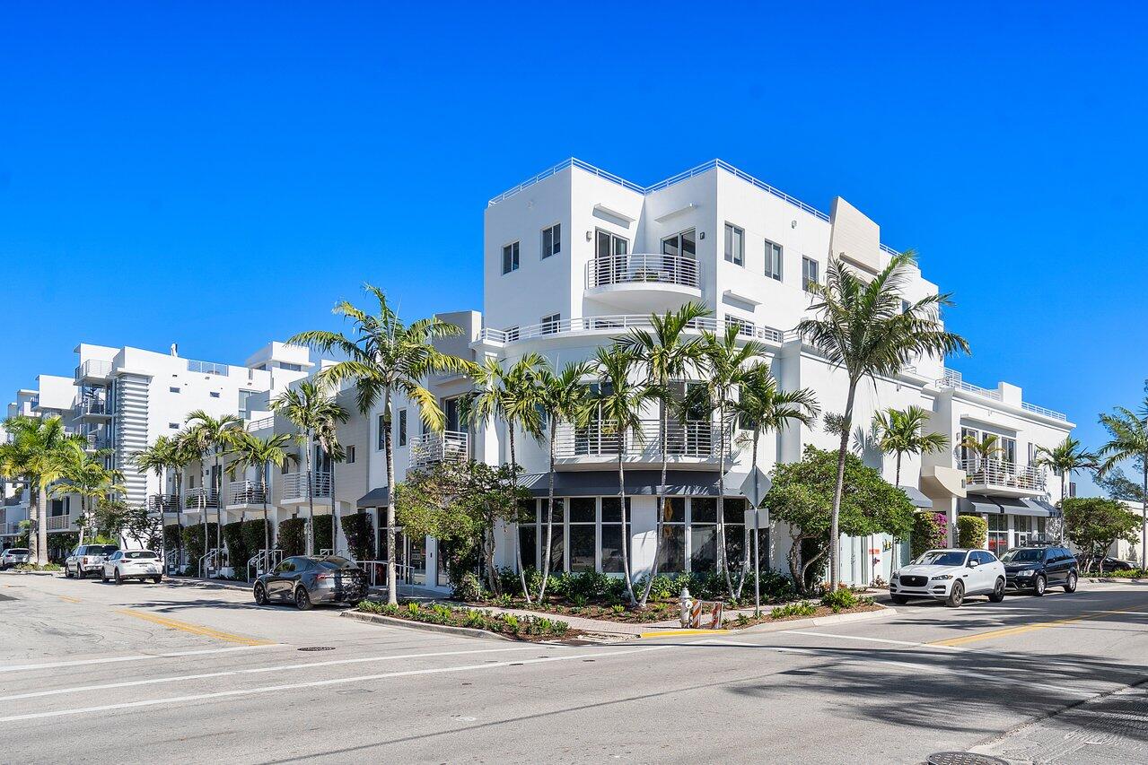 169 SE 1st Avenue