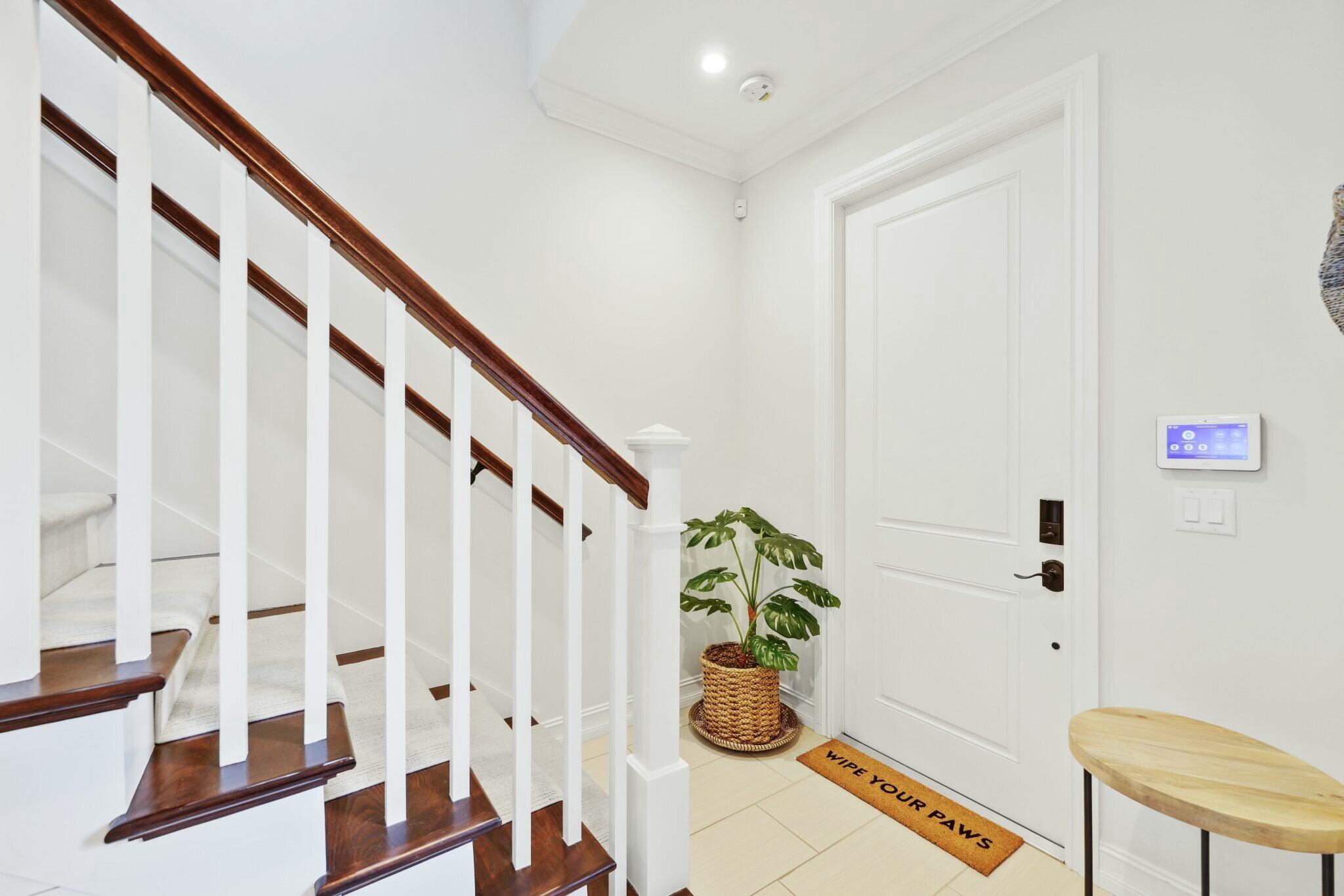 137 N Cannery Row Circle