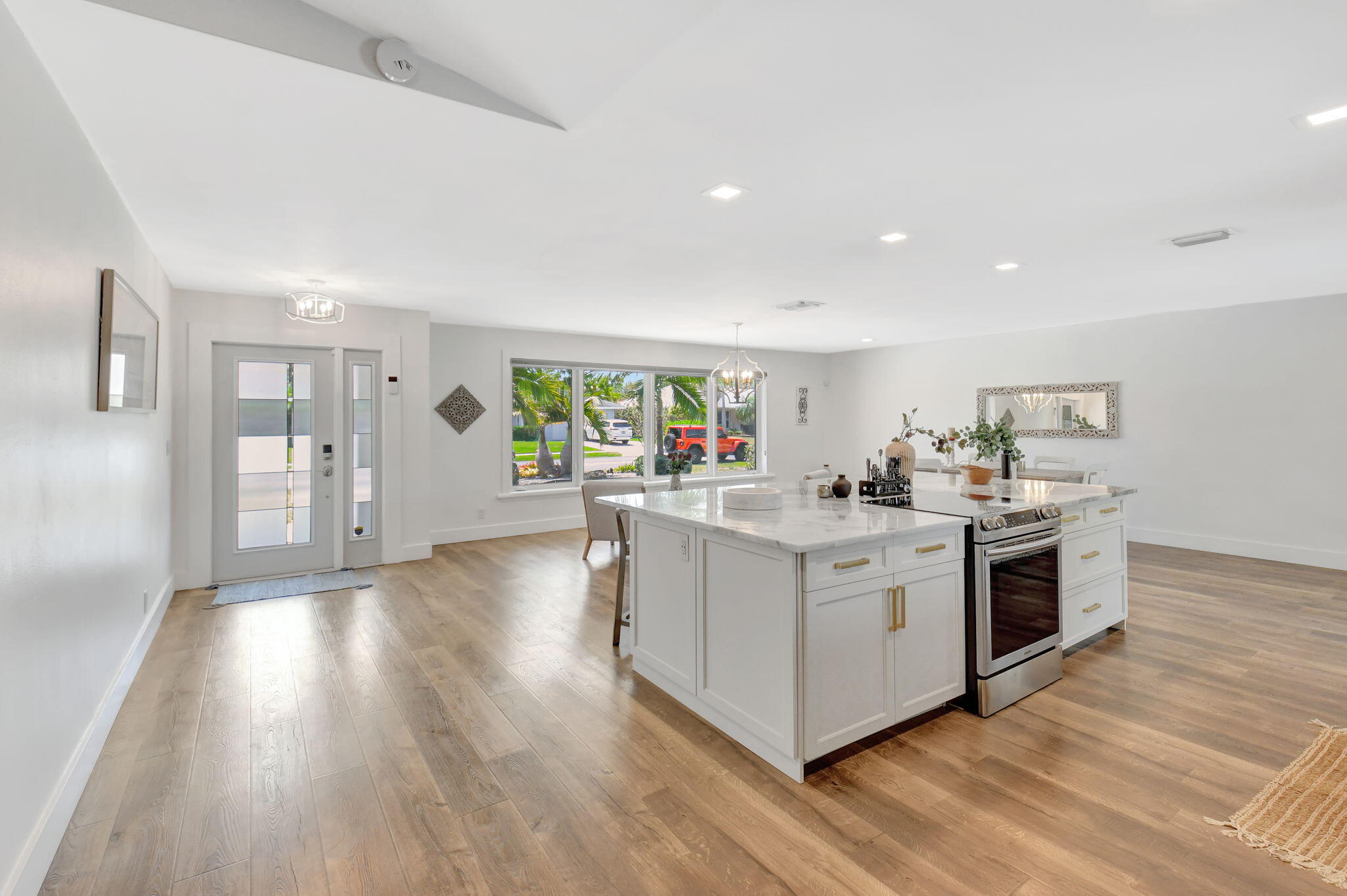 3333 Lakeview Drive