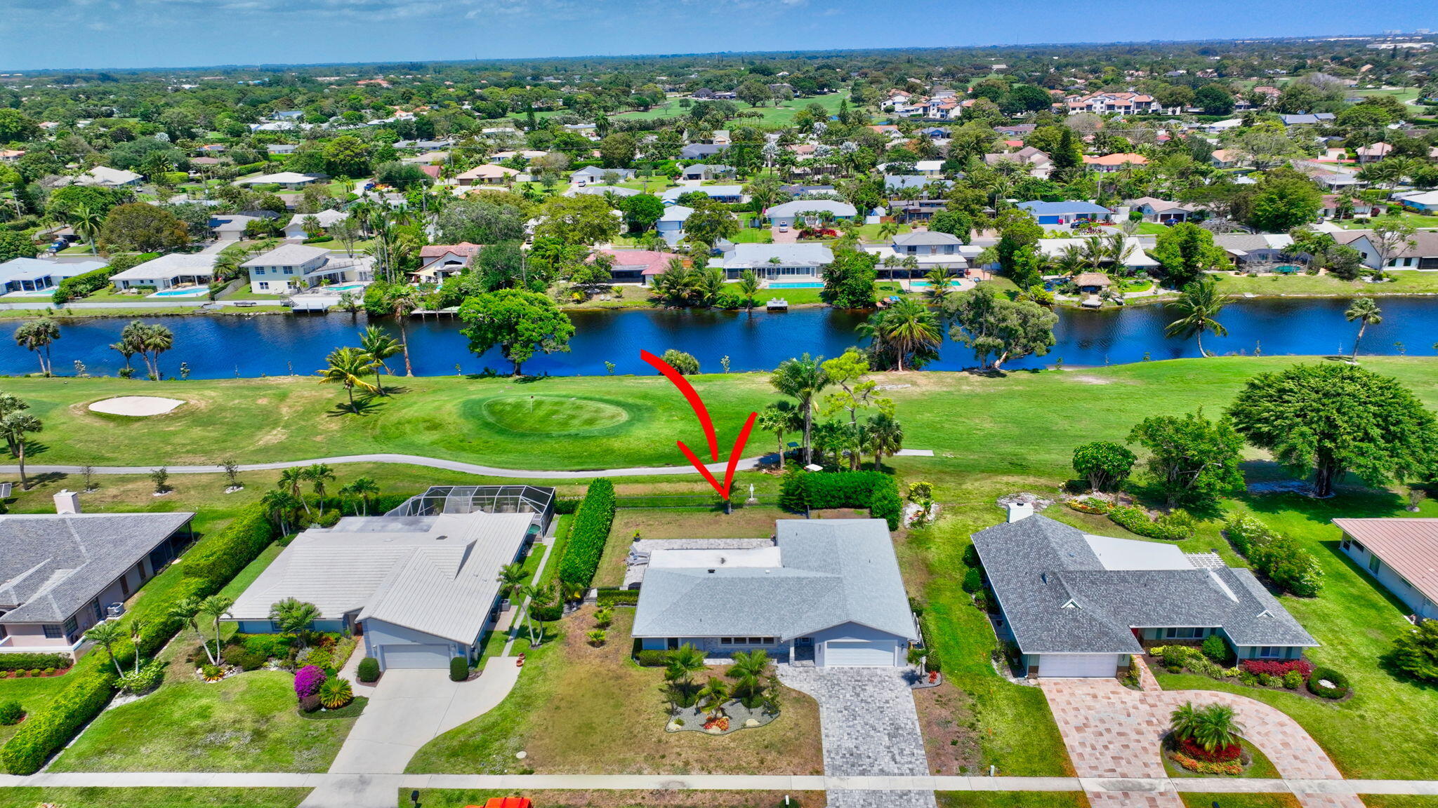 3333 Lakeview Drive