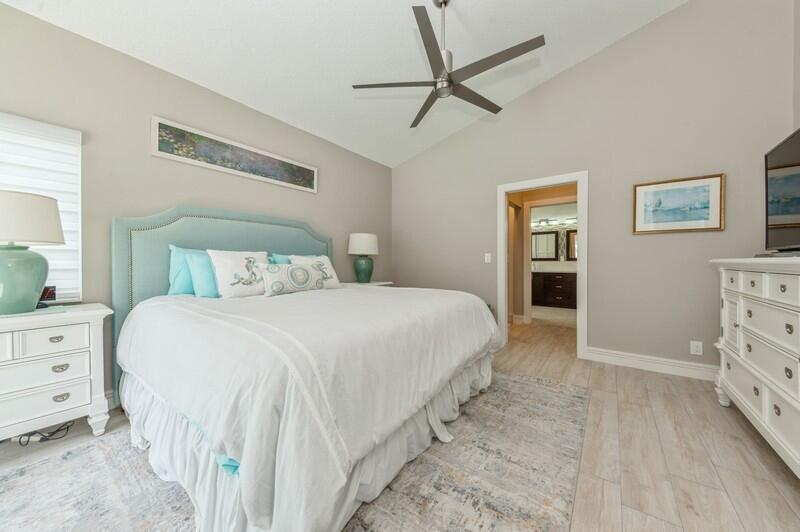 2815 N Clearbrook Circle