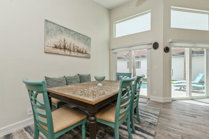 2815 N Clearbrook Circle