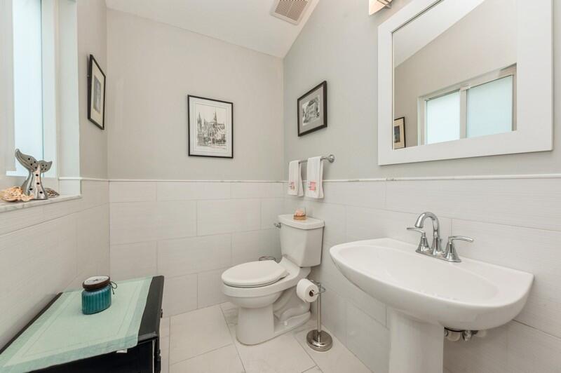 2815 N Clearbrook Circle