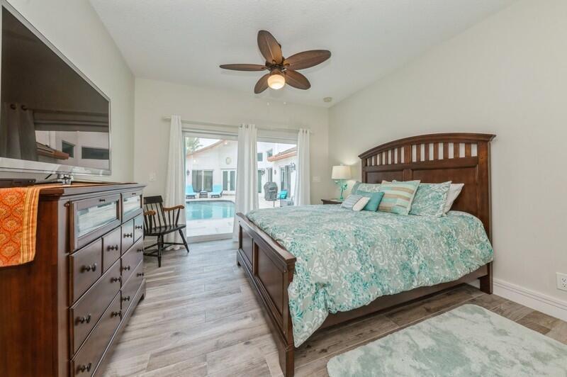 2815 N Clearbrook Circle