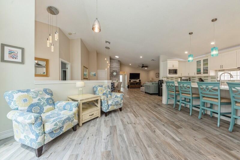 2815 N Clearbrook Circle