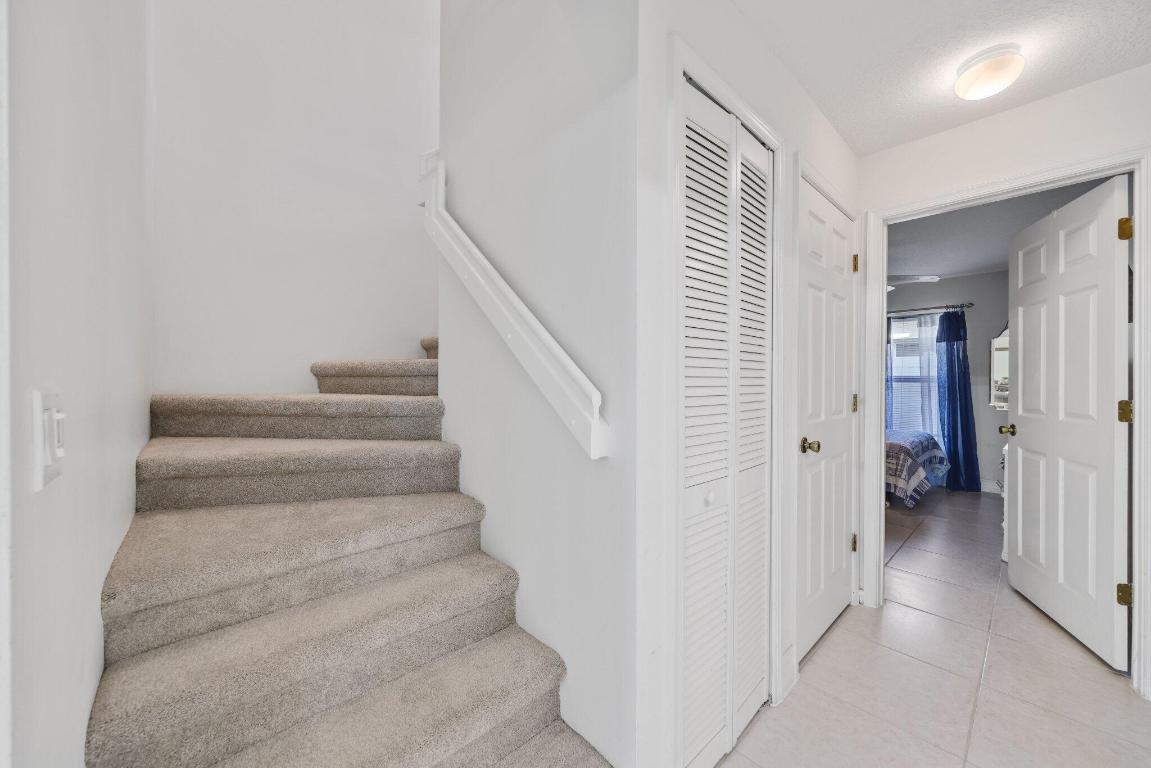 1071 Delray Lakes Drive