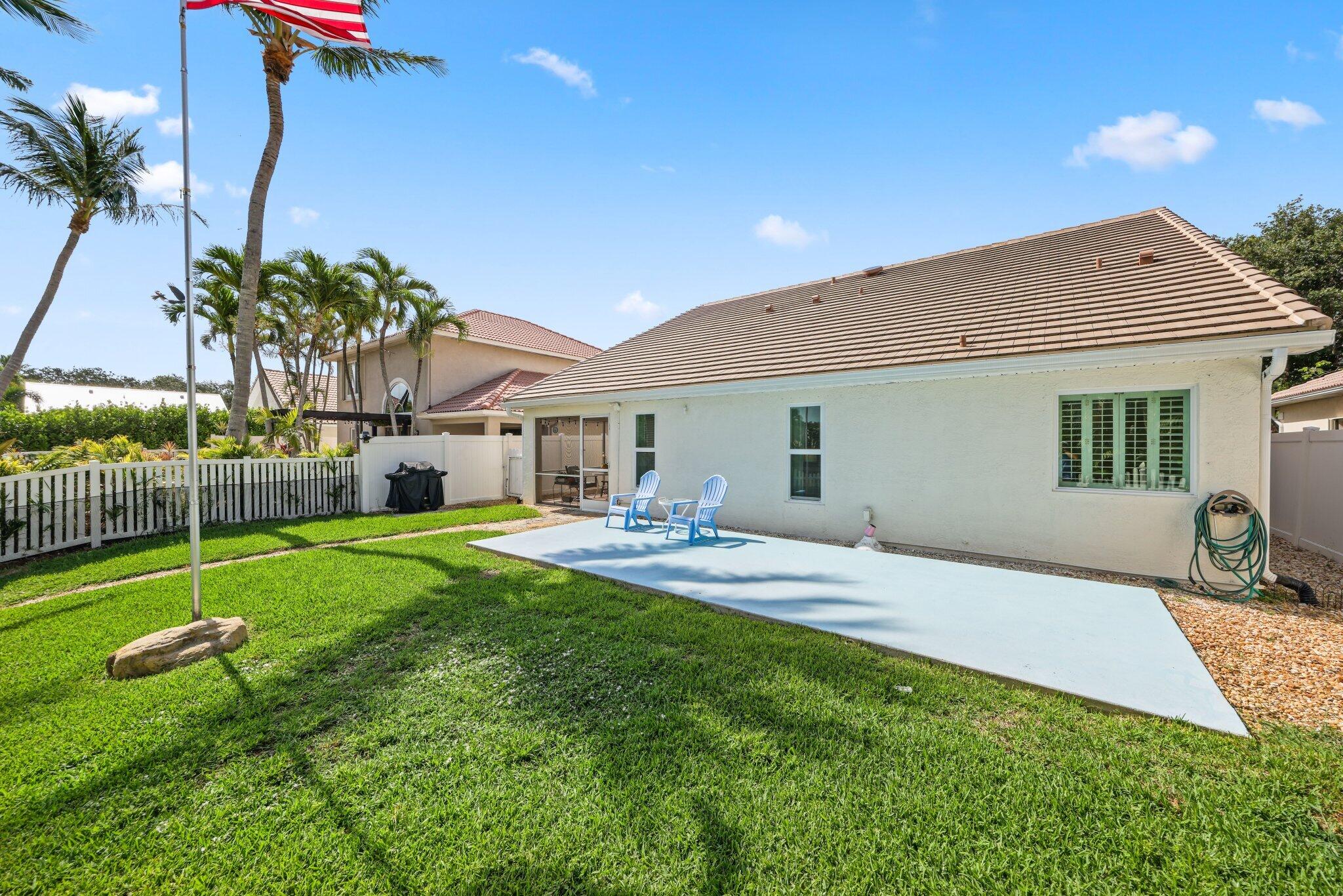 1071 Delray Lakes Drive