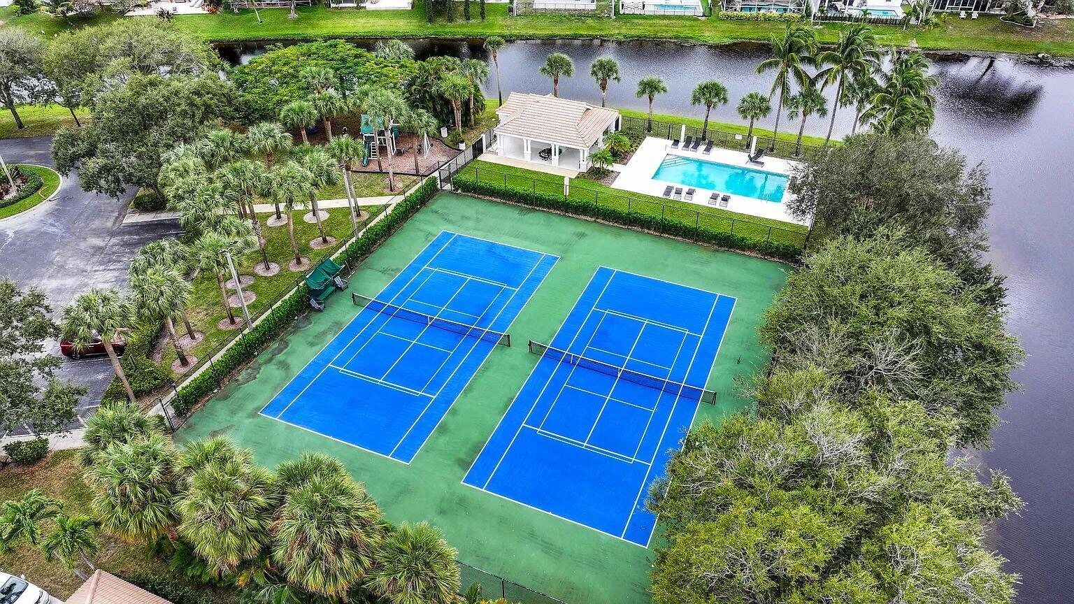 1071 Delray Lakes Drive