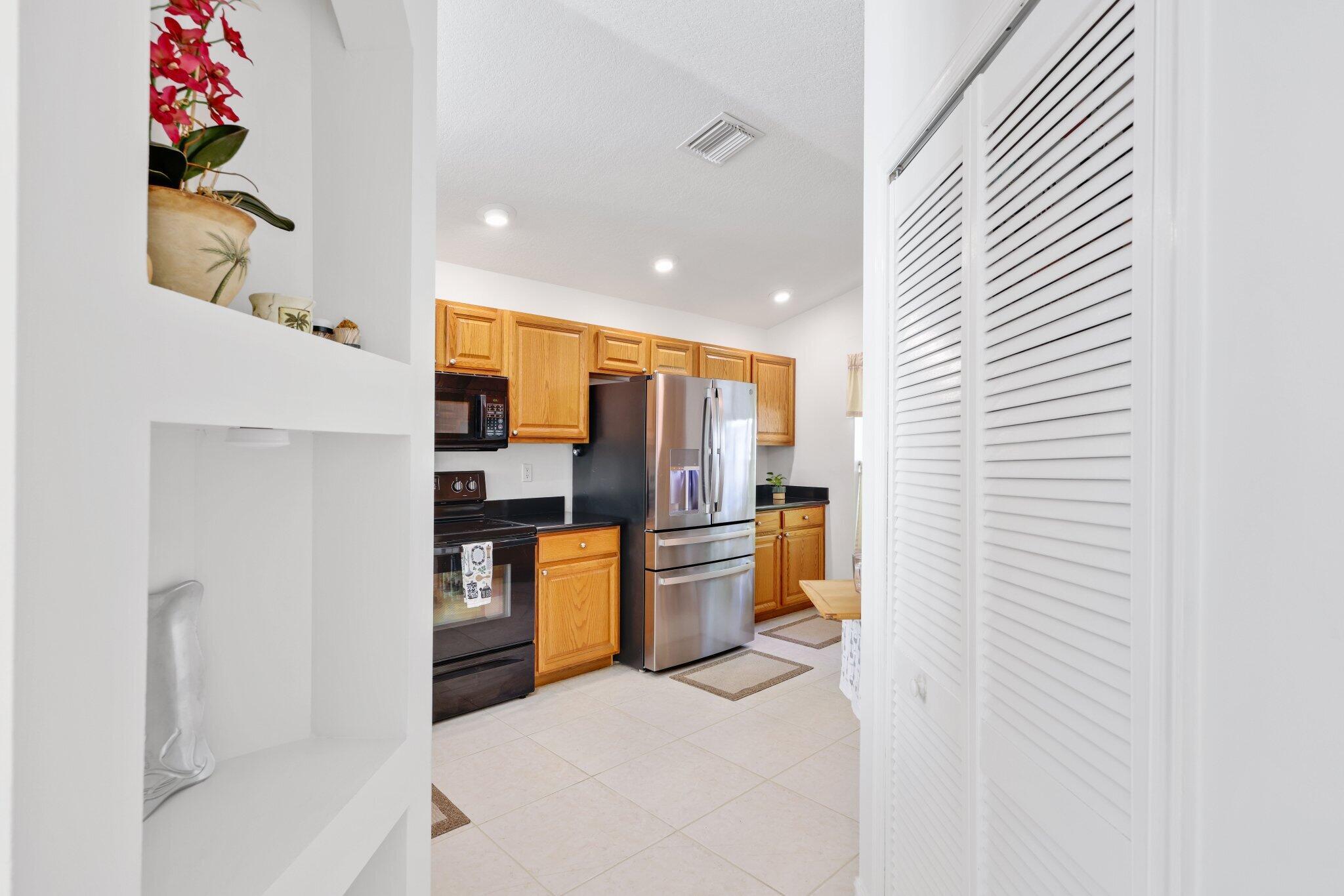 1071 Delray Lakes Drive