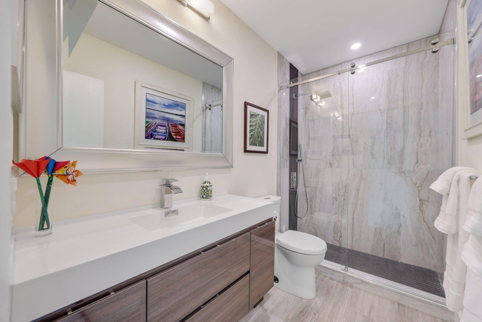 250 S Ocean Boulevard 252