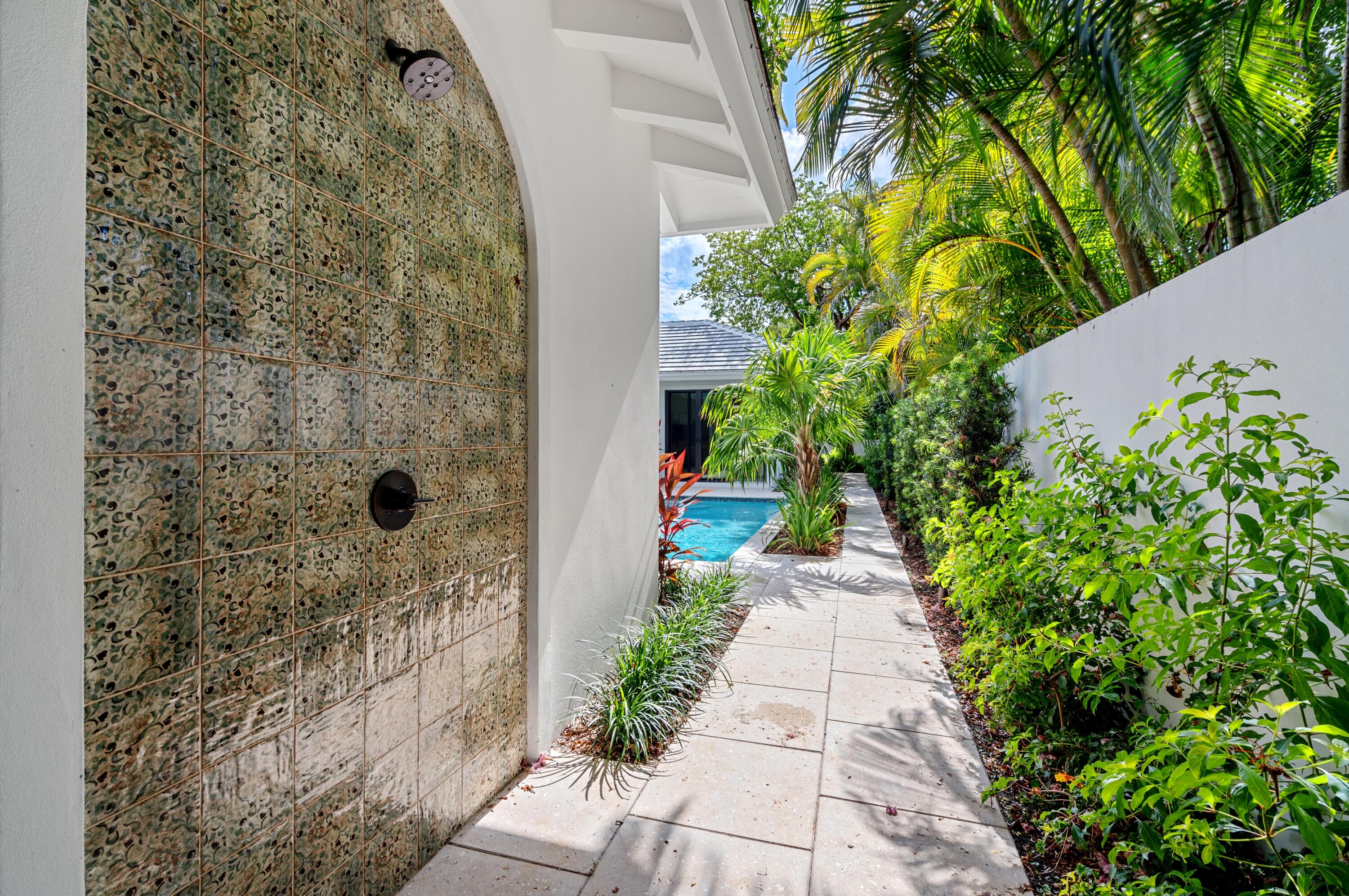 502 Gardenia Terrace