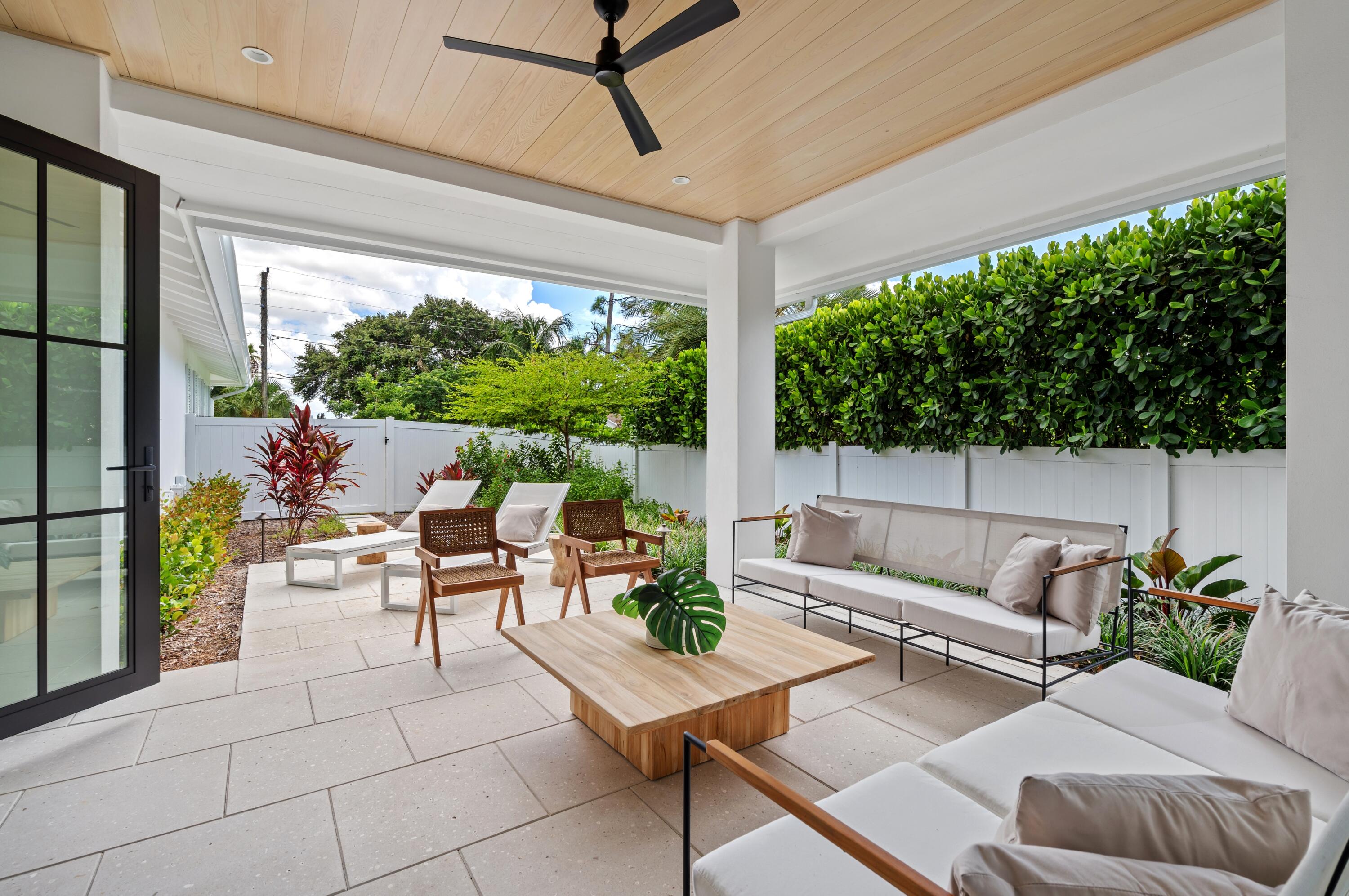 502 Gardenia Terrace