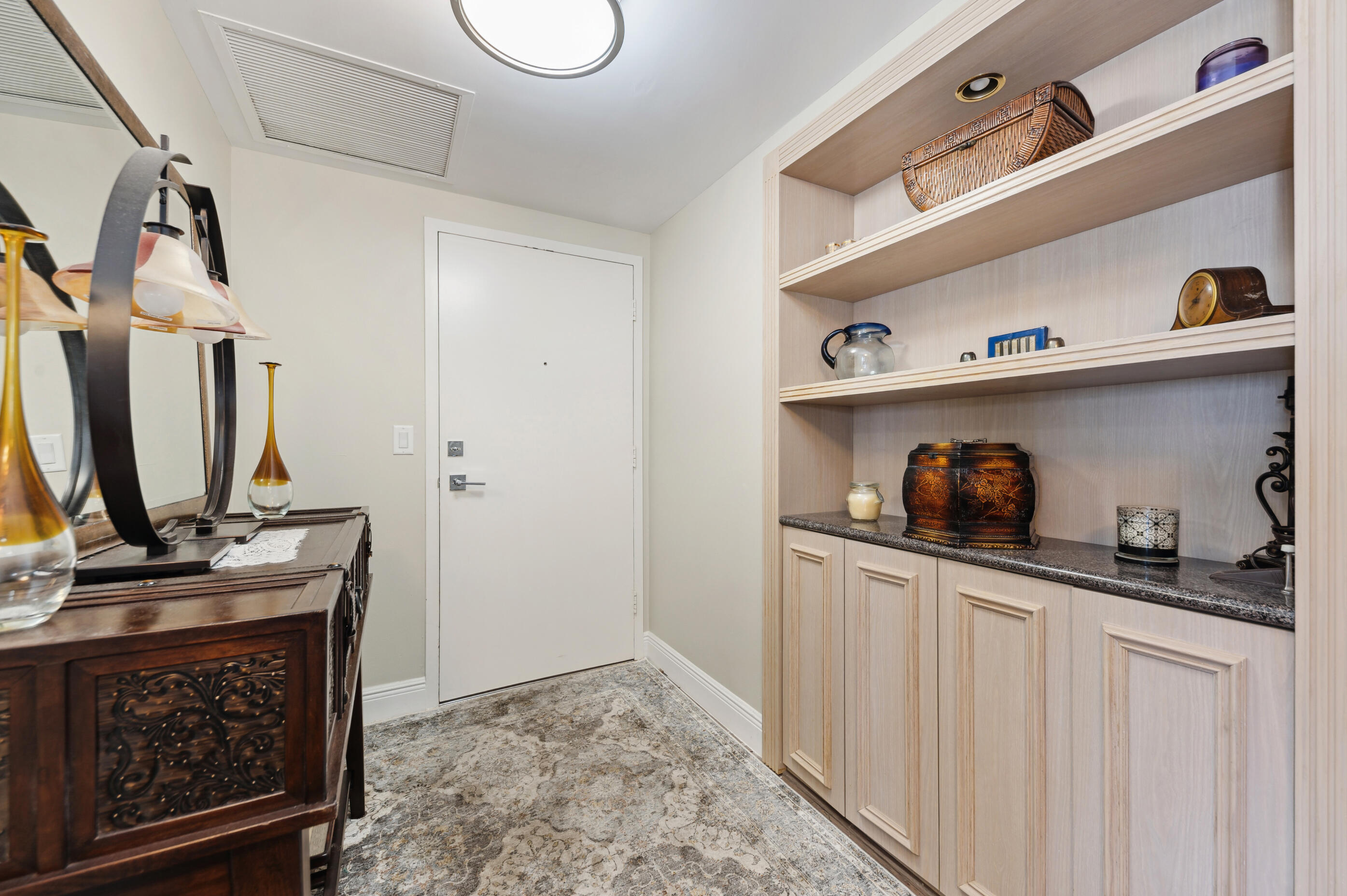 555 SE 6th Avenue 7h