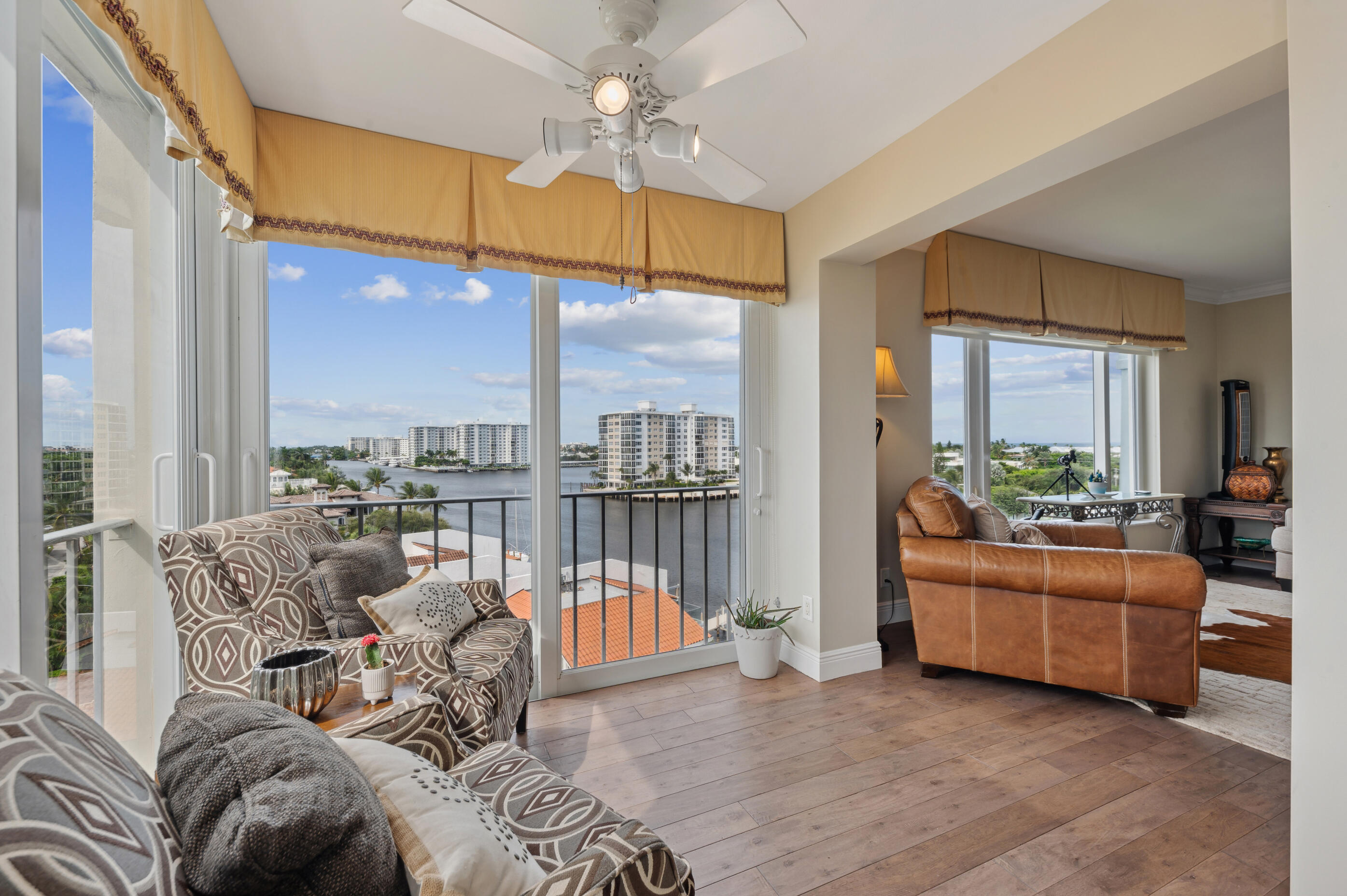 555 SE 6th Avenue 7h
