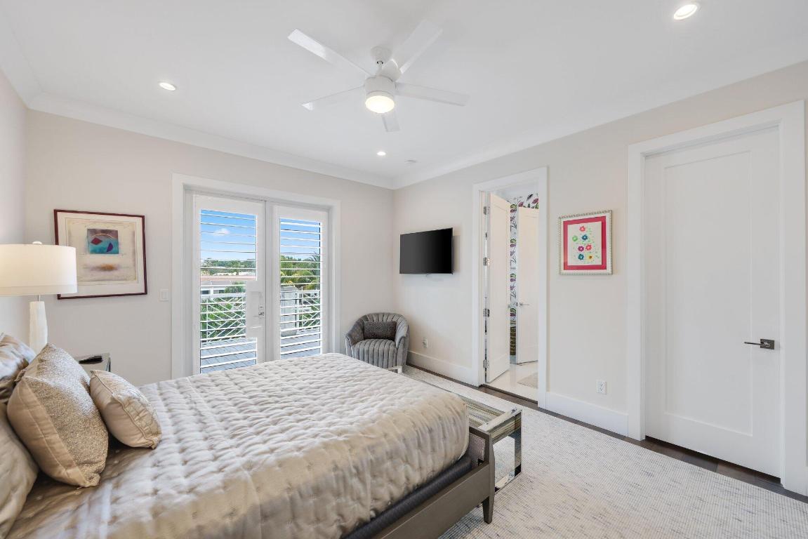 917 Tropic Boulevard