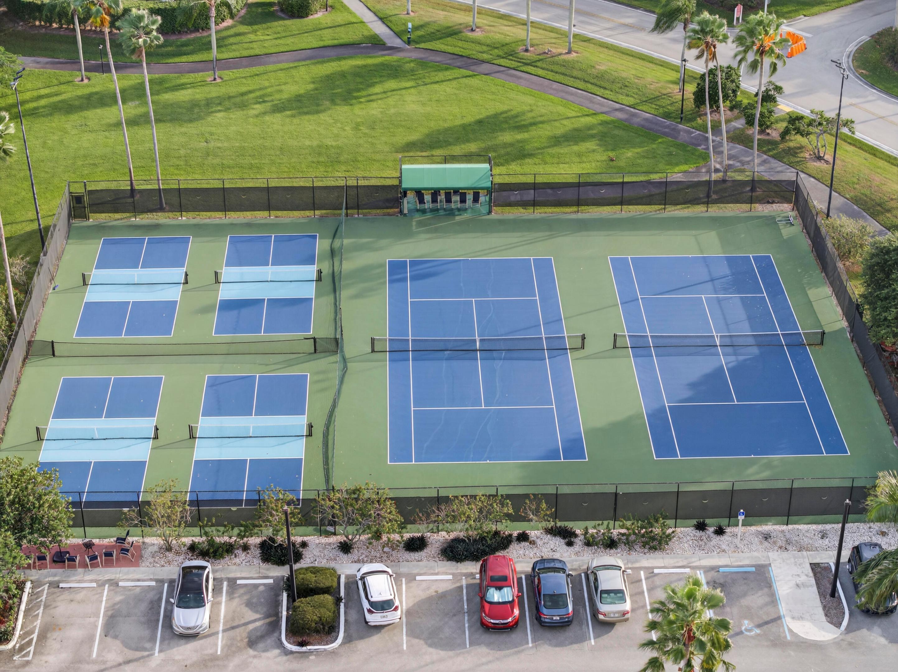 7548 Lexington Club Boulevard B