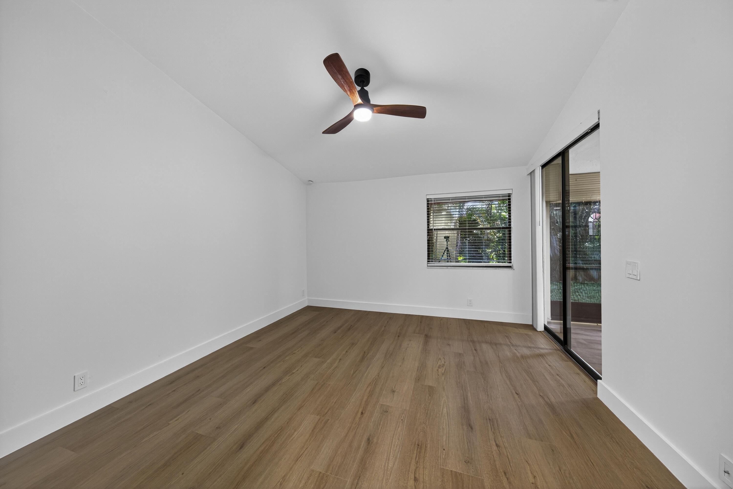 7548 Lexington Club Boulevard B