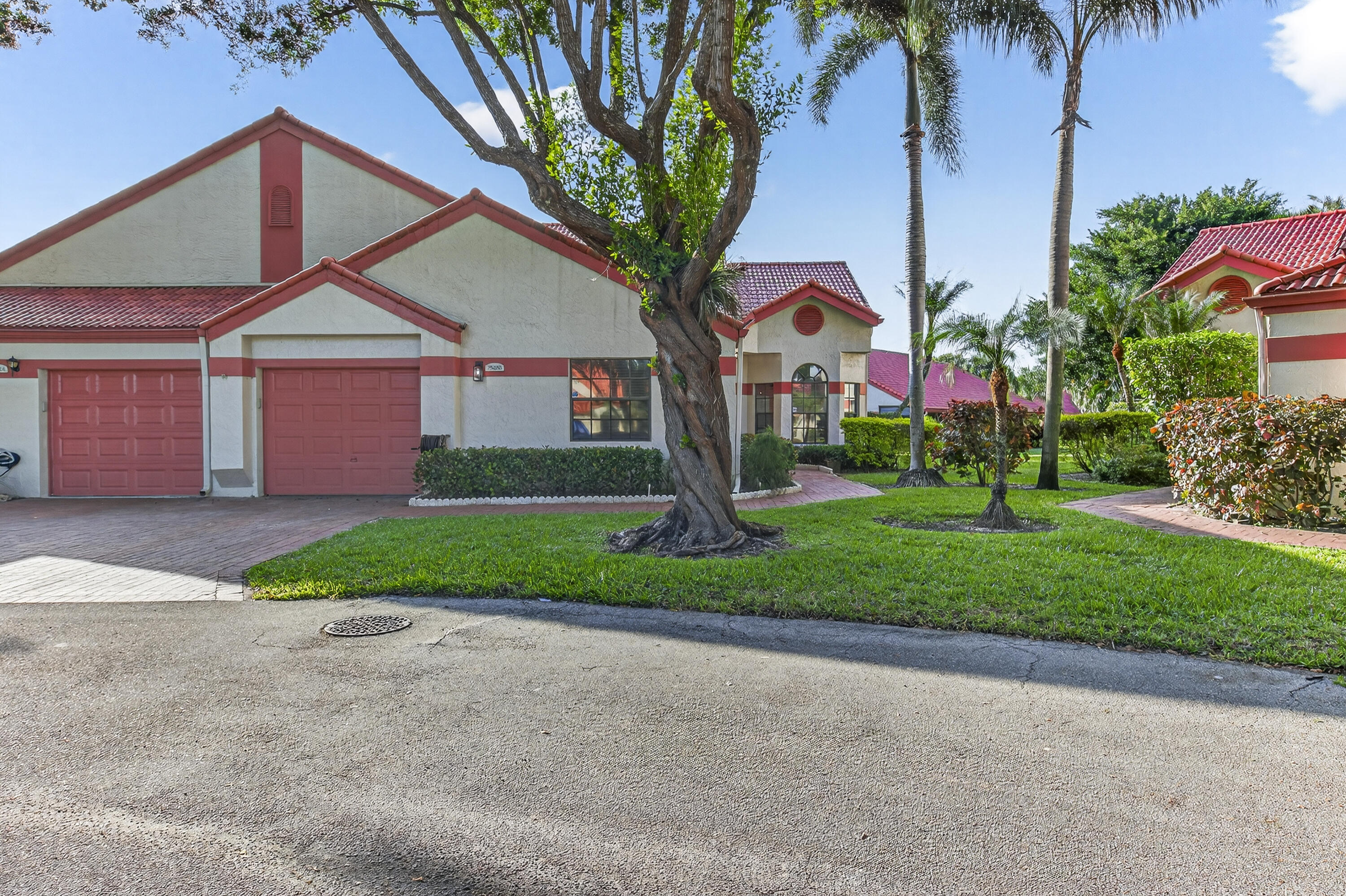 7548 Lexington Club Boulevard B