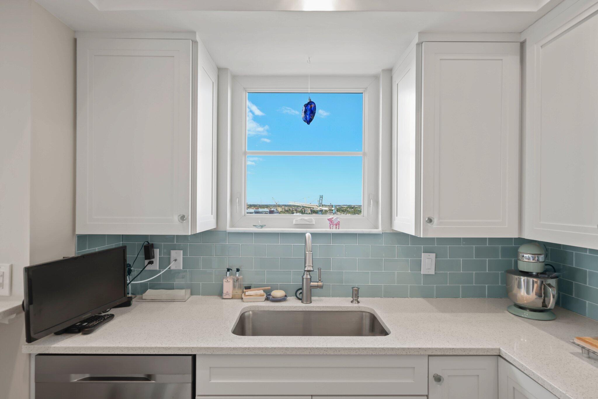 50 East Road 12j
