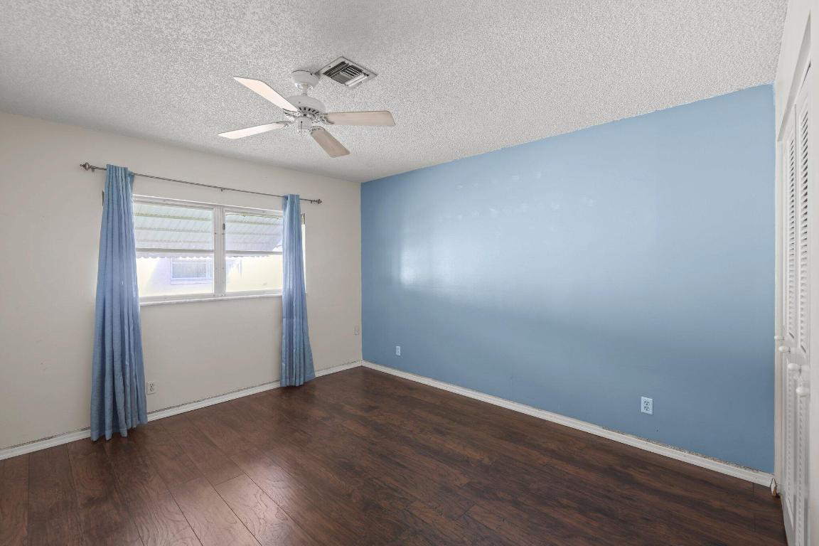 1912 Palmland Drive 3