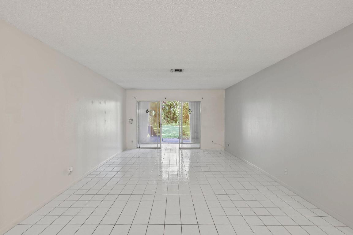 1912 Palmland Drive 3