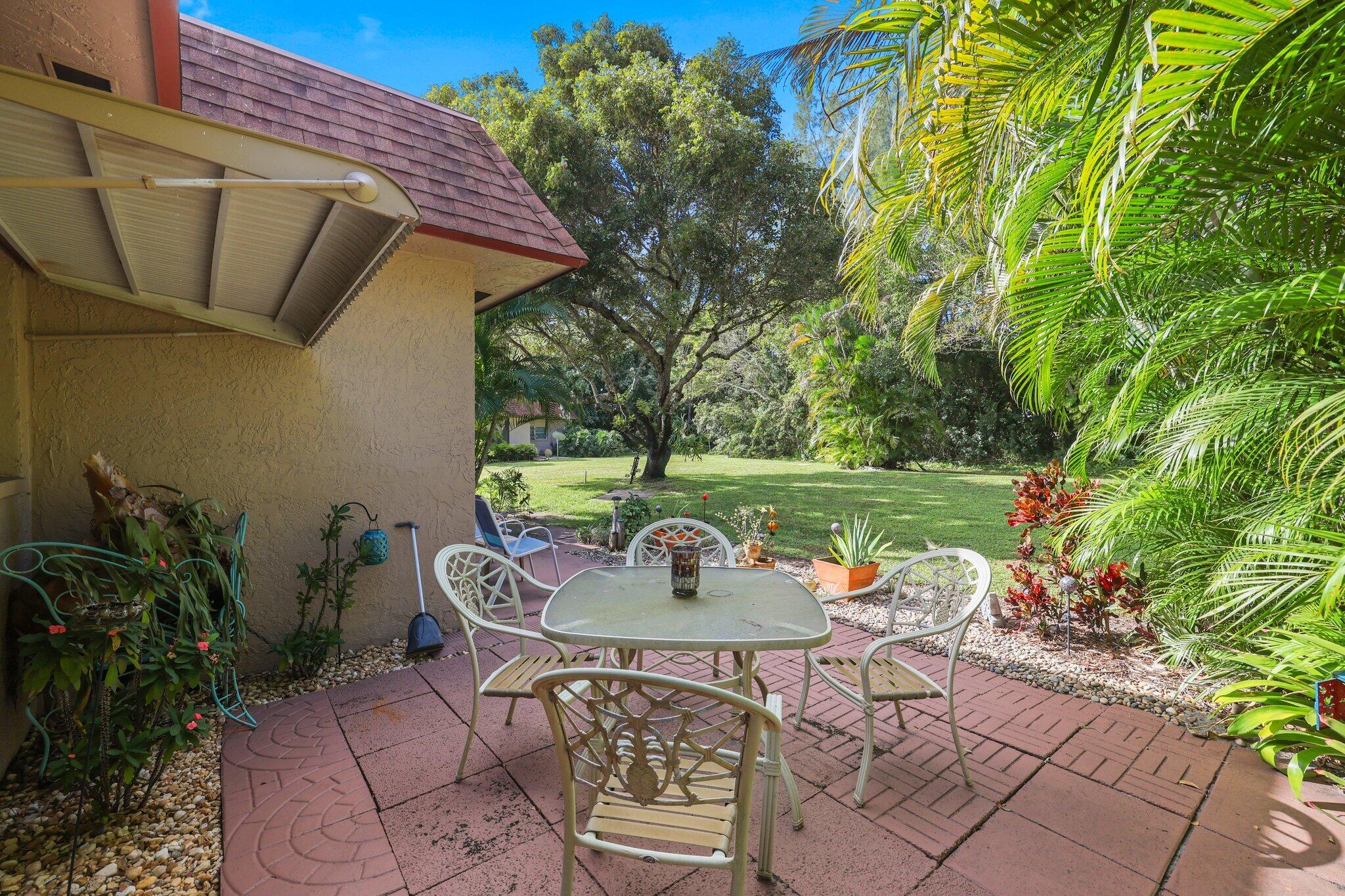 1912 Palmland Drive 3