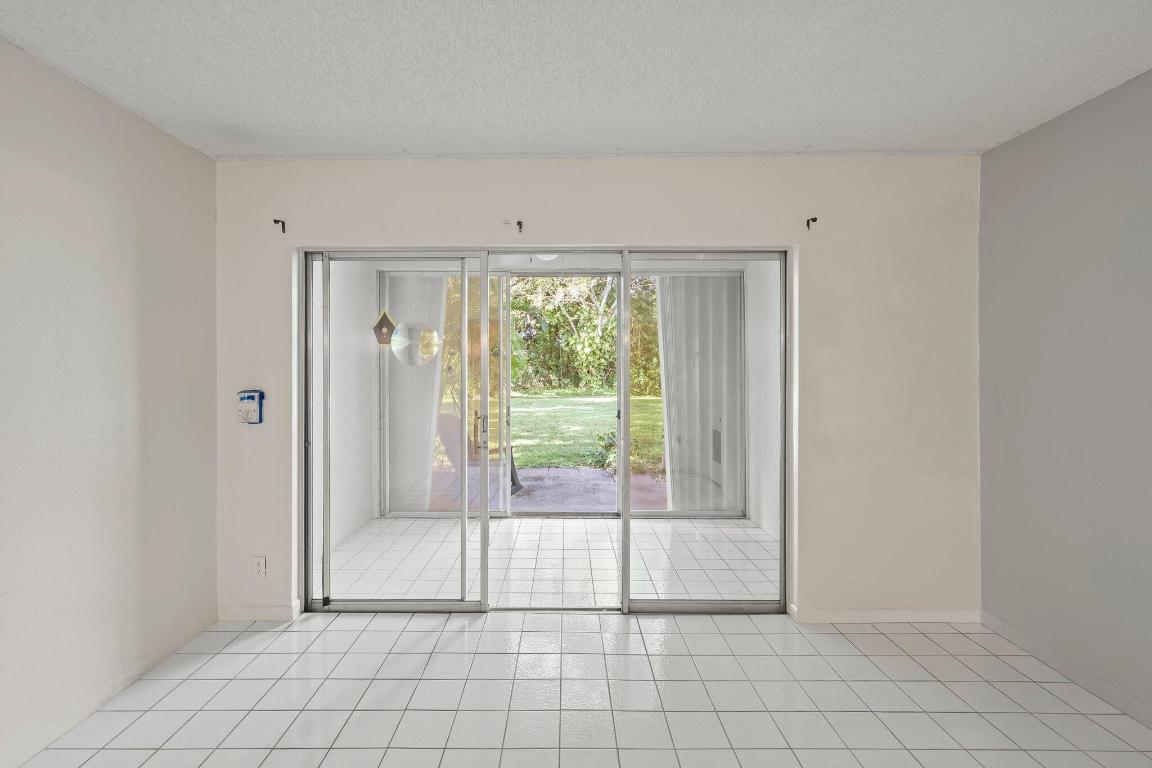 1912 Palmland Drive 3