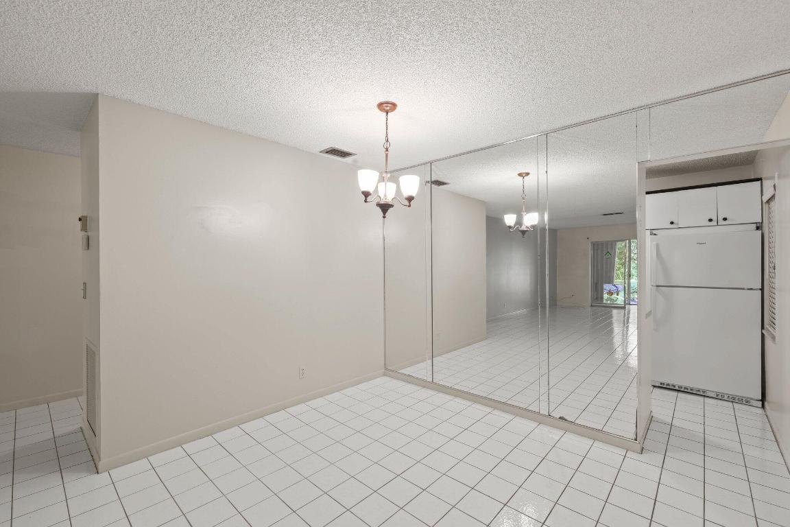 1912 Palmland Drive 3