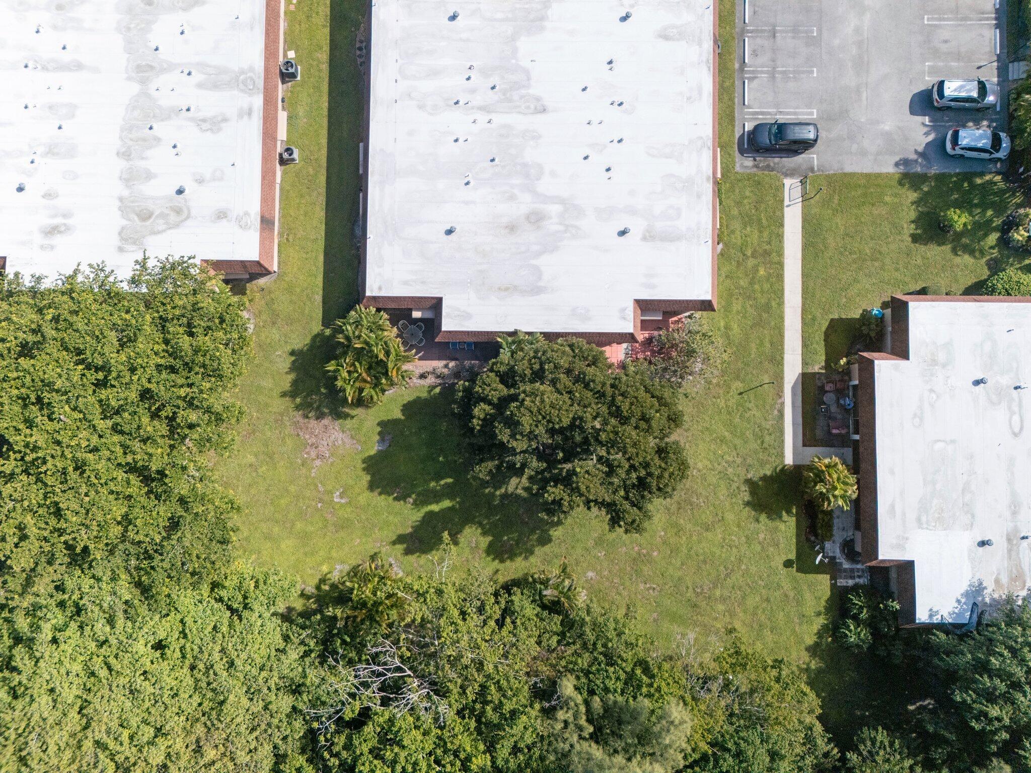 1912 Palmland Drive 3