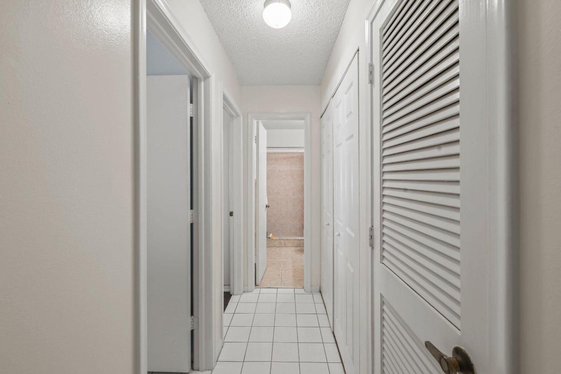 1912 Palmland Drive 3