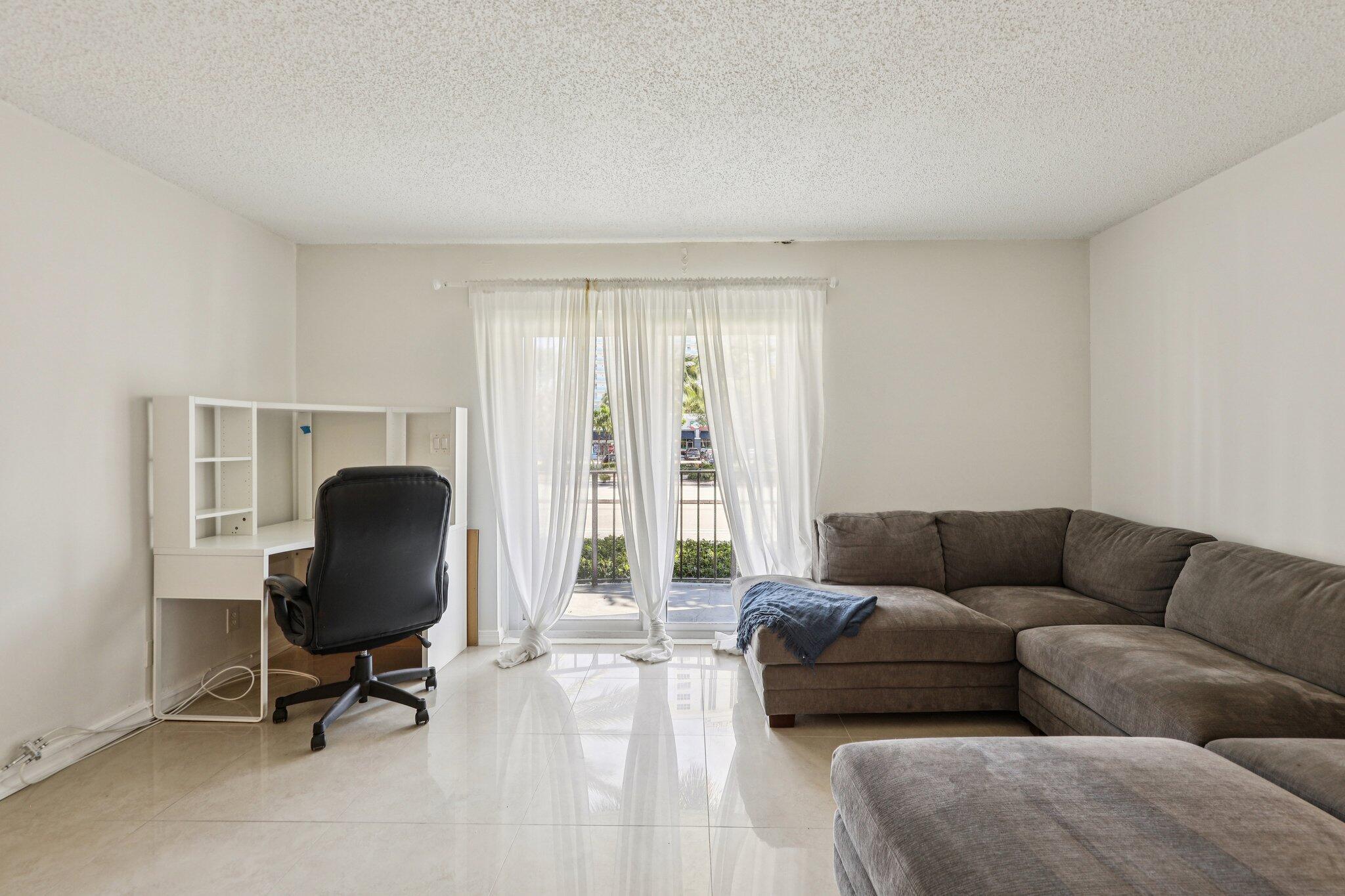 3909 N Ocean Boulevard 115