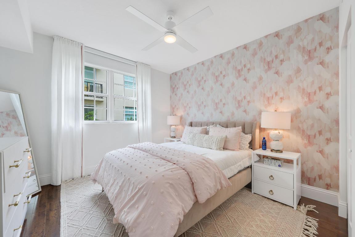 235 NE 1st Street 411