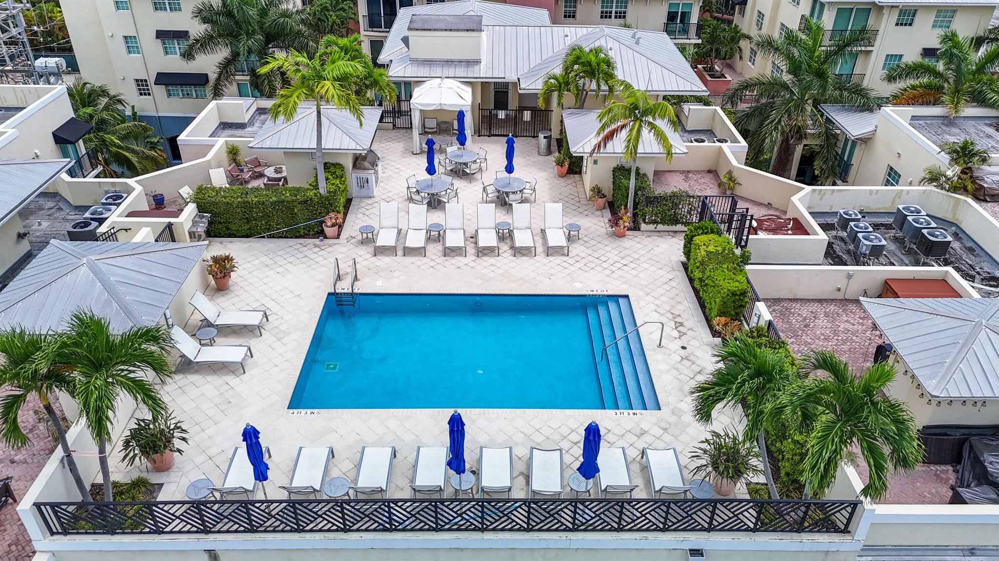 235 NE 1st Street 411