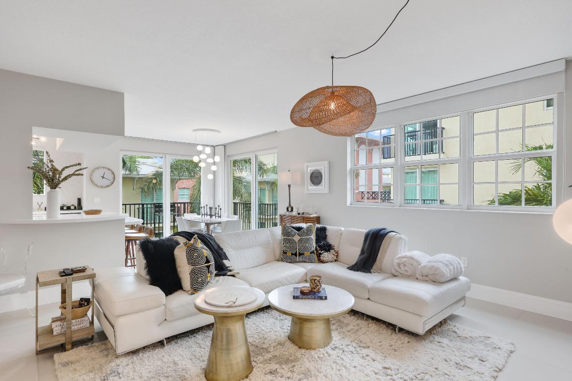 235 NE 1st Street 411