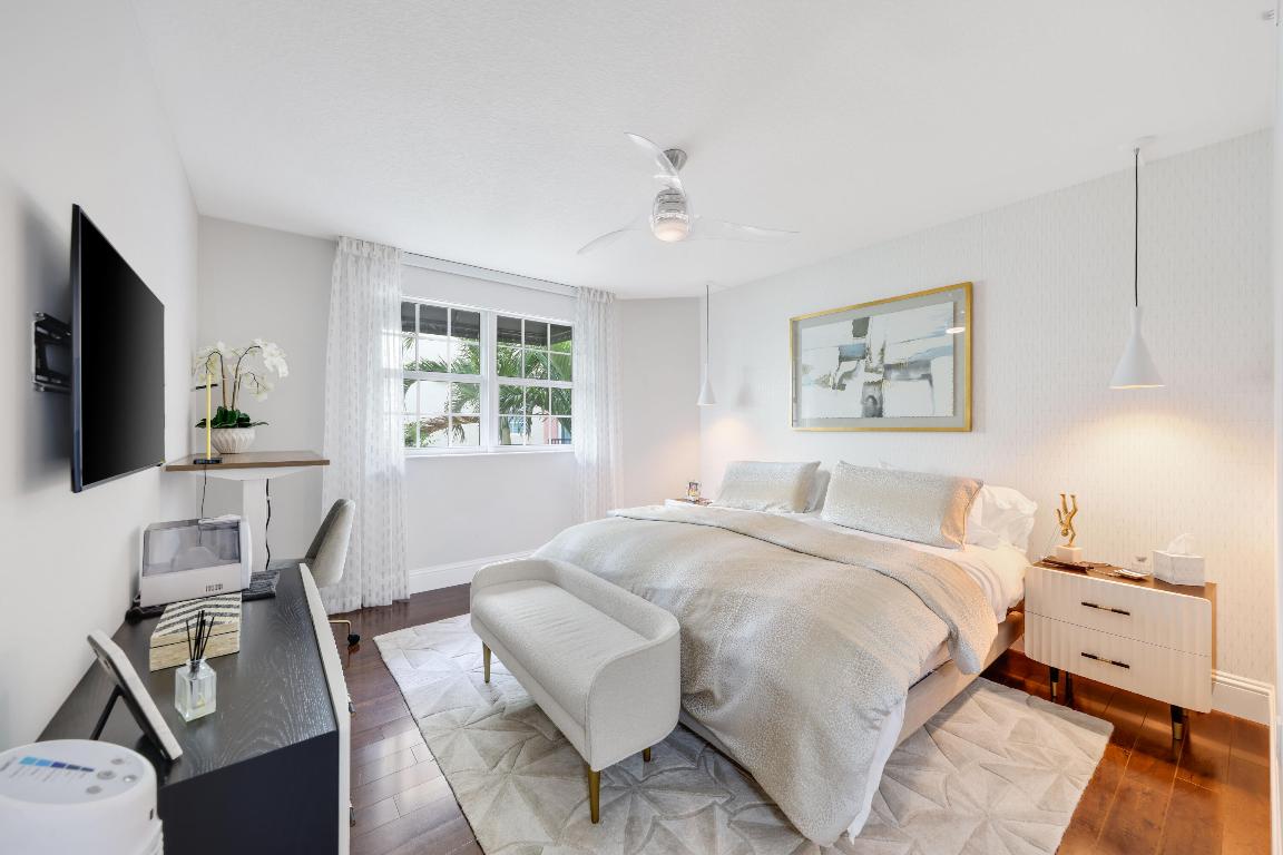 235 NE 1st Street 411