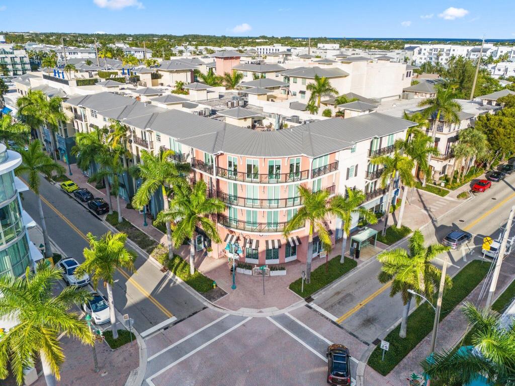 235 NE 1st Street 411