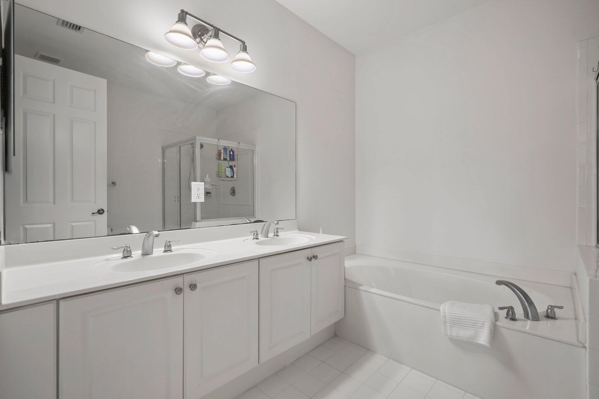 106 S Longport Circle H