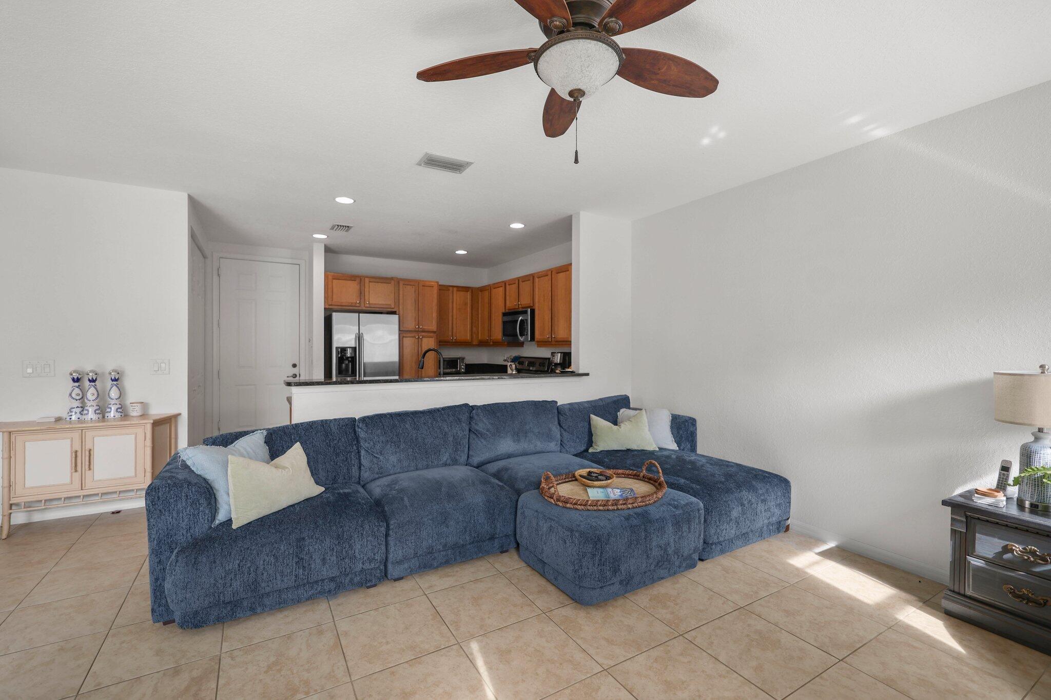 106 S Longport Circle H