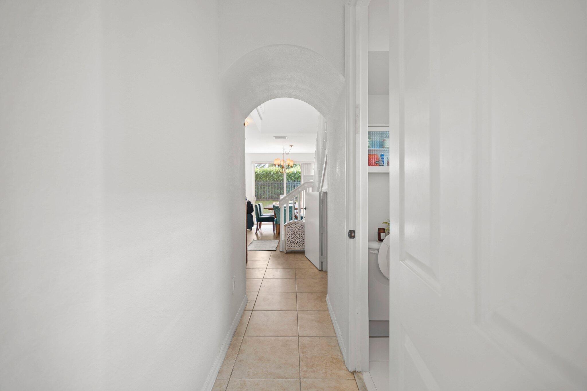 106 S Longport Circle H