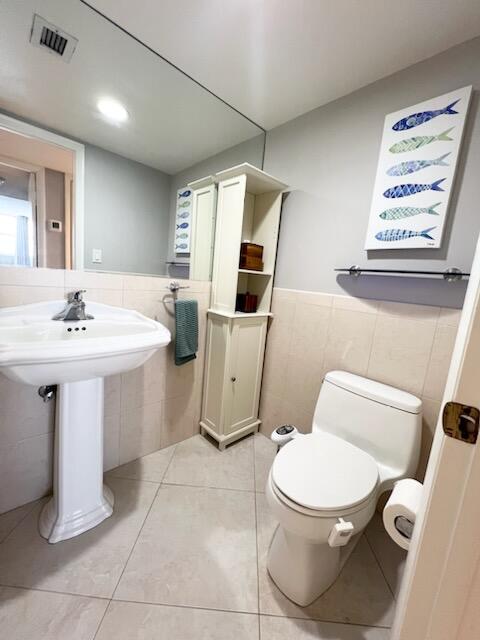 3540 S Ocean Boulevard 910