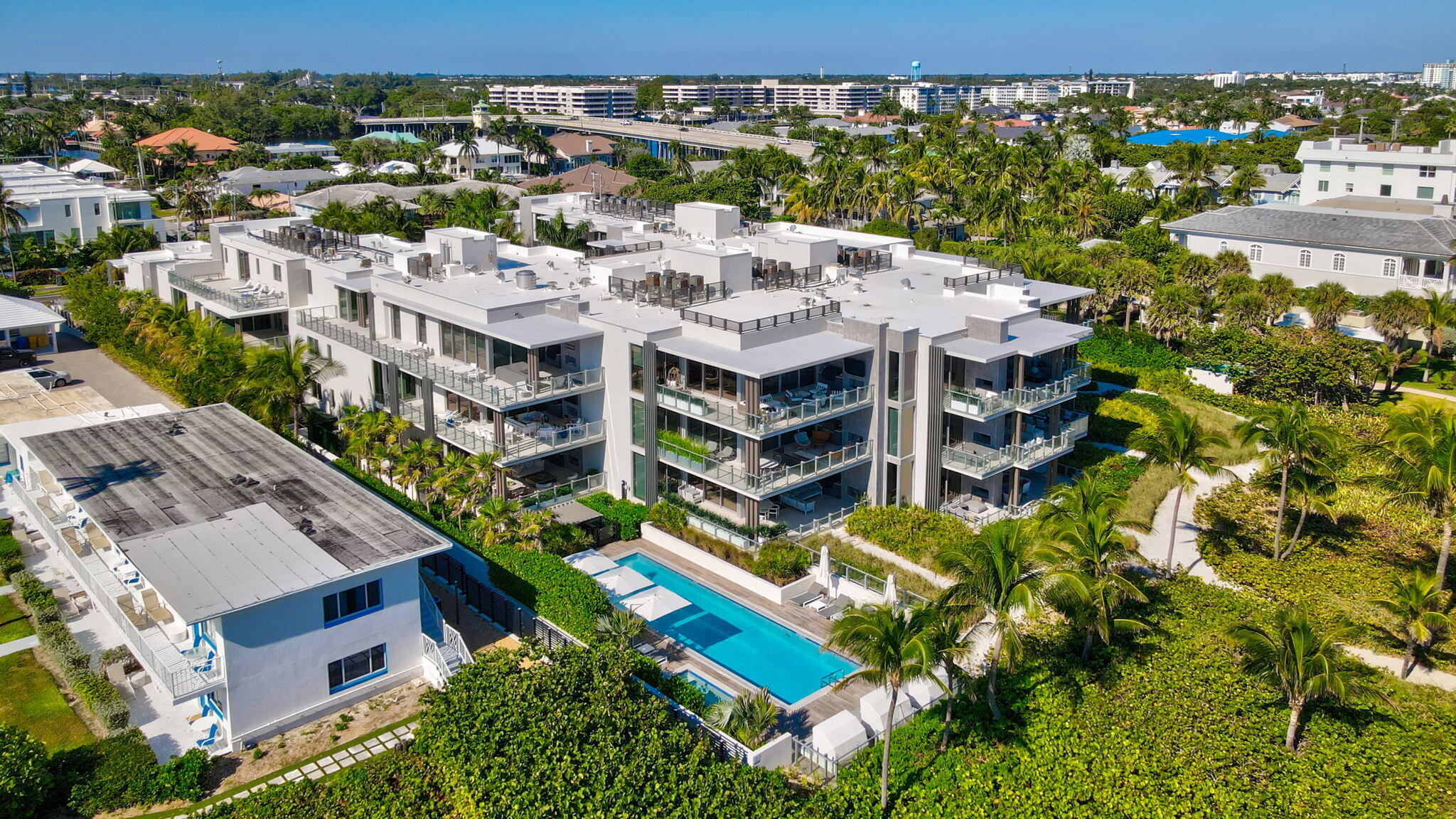 1901 S Ocean Boulevard 9