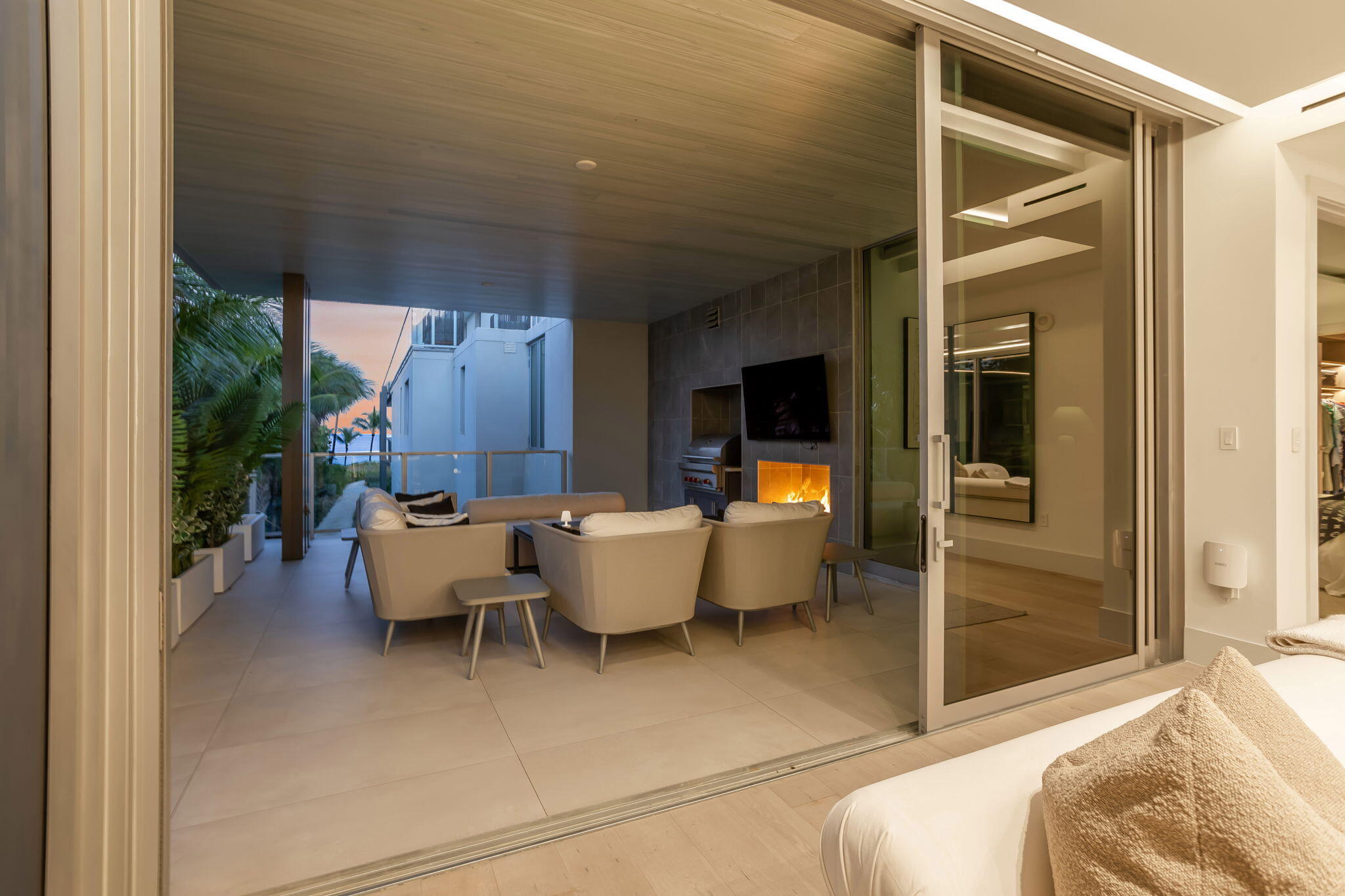 1901 S Ocean Boulevard 9