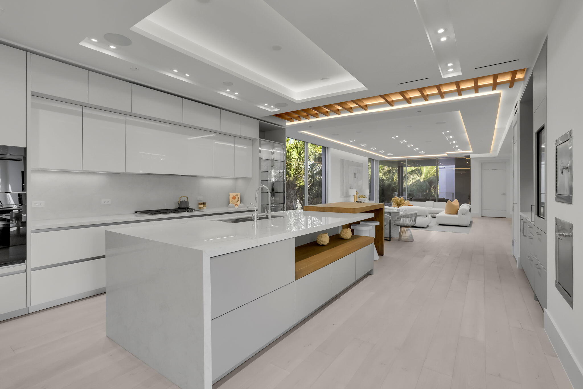 1901 S Ocean Boulevard 9