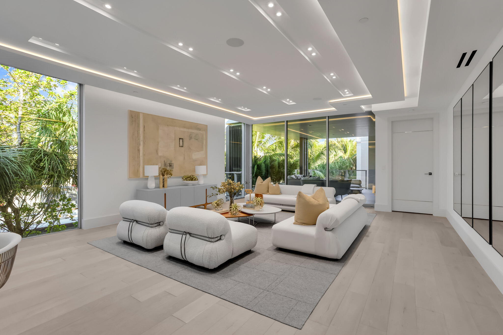 1901 S Ocean Boulevard 9