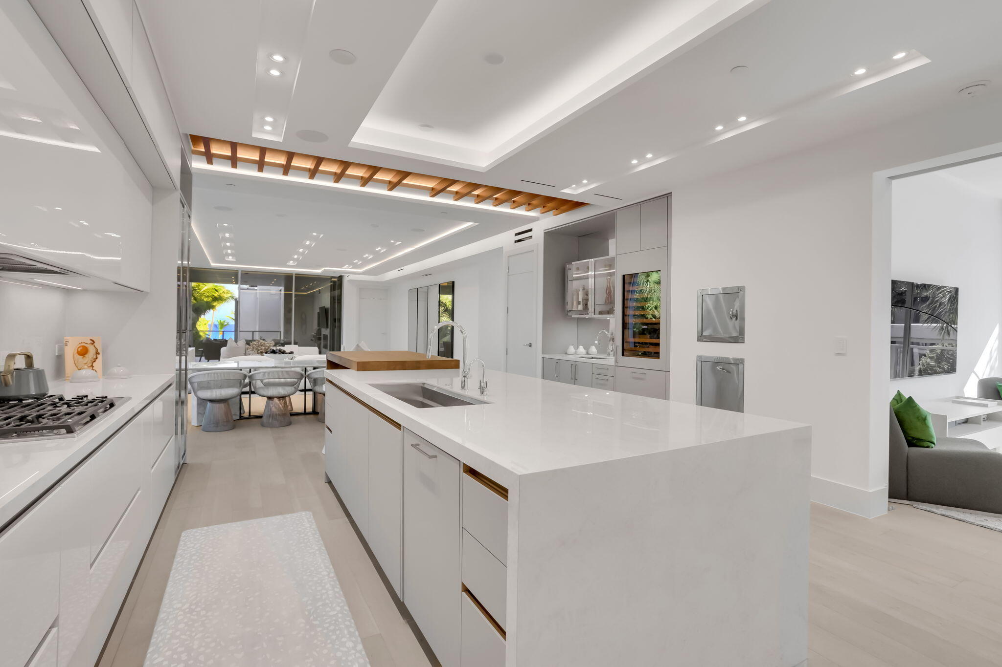 1901 S Ocean Boulevard 9