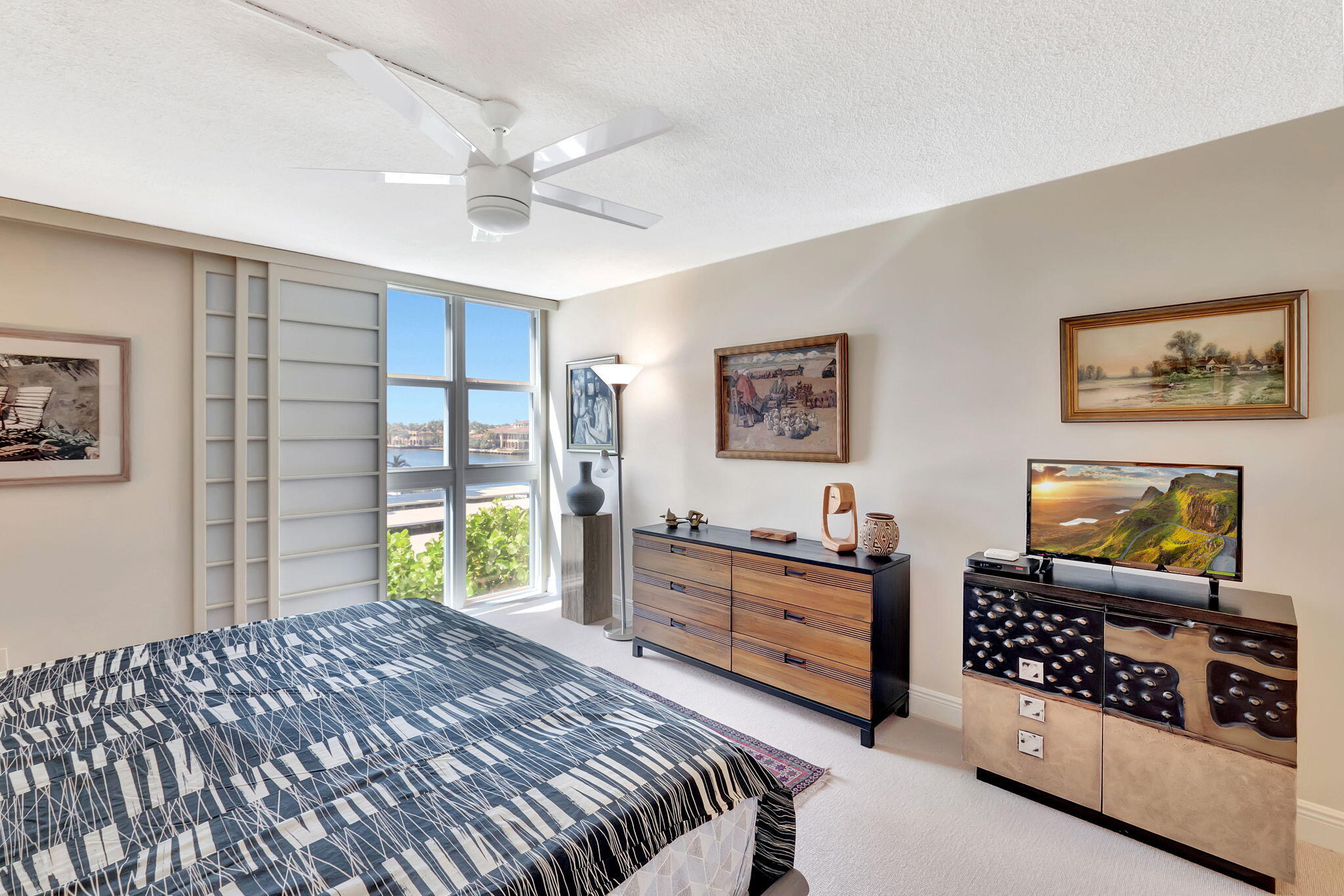 2200 S Ocean Boulevard 405